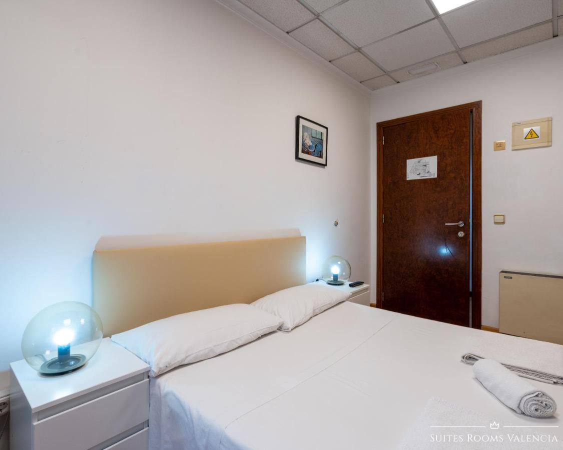 Suites Rooms Валенсия Экстерьер фото