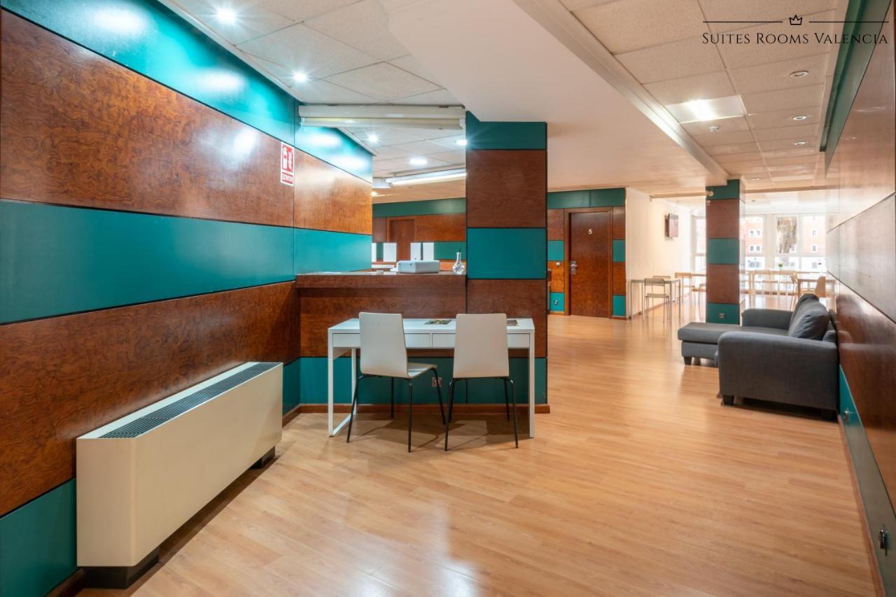 Suites Rooms Валенсия Экстерьер фото