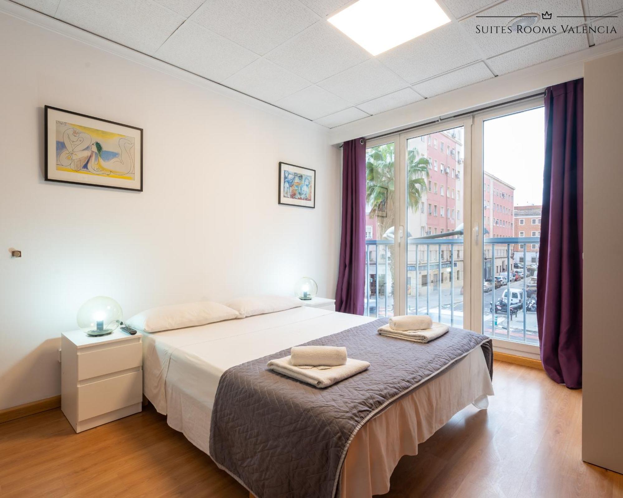 Suites Rooms Валенсия Экстерьер фото