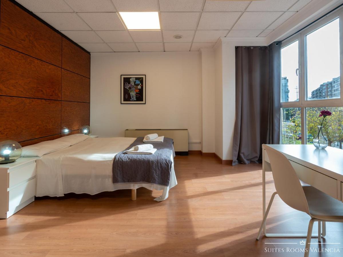 Suites Rooms Валенсия Экстерьер фото