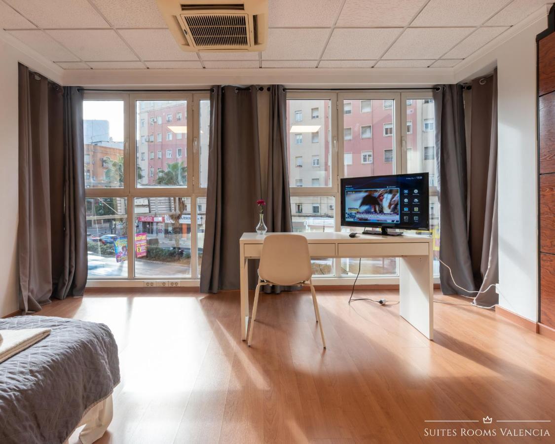 Suites Rooms Валенсия Экстерьер фото